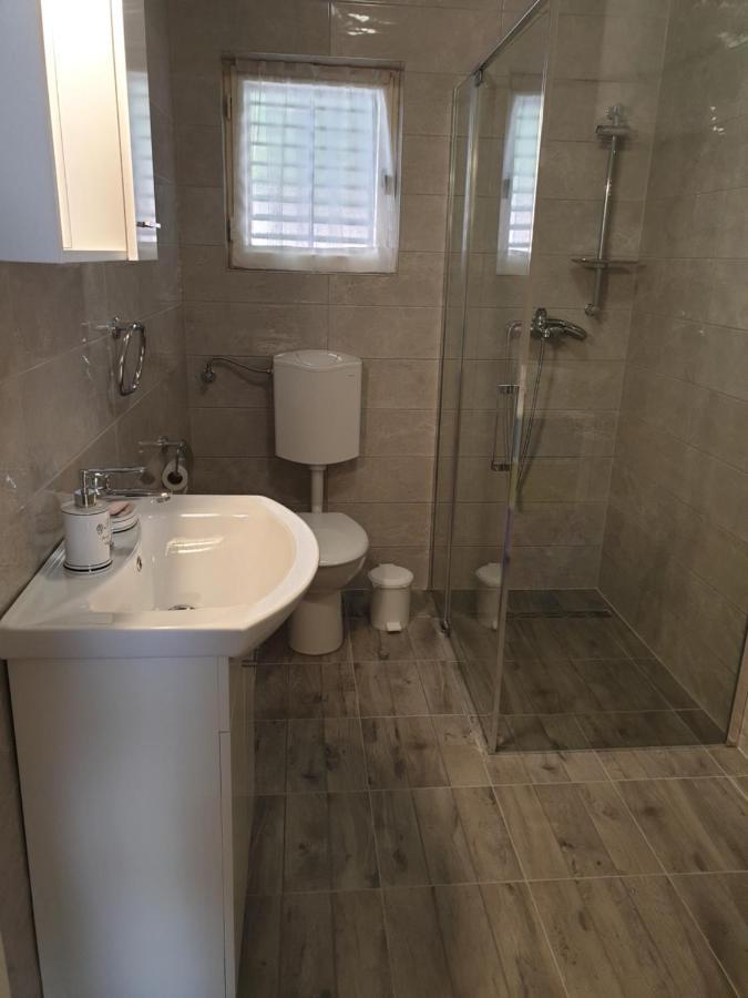 Apartman Davorka Карлобаг Екстер'єр фото